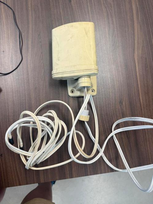 4G LTE Router + Poynting XPOL-1 Antenne Bundel, Telecommunicatie, Antennes en Masten, Gebruikt, Antenne, Ophalen of Verzenden