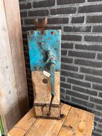 Domme kracht, Antiek en Kunst, Ophalen