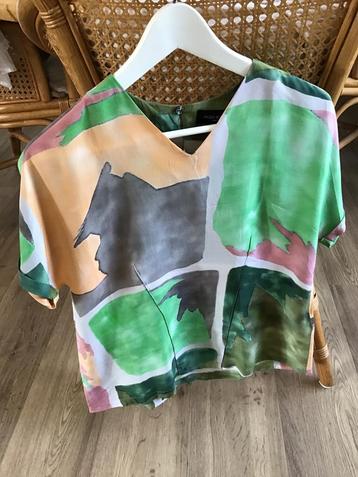 PIAZA SEMPIONE!Lúxe Top 36/38.Zijde:100%.Italiaans Design! beschikbaar voor biedingen