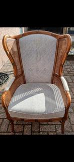 Deze in nieuwstaat rotan stoel bieden, Ophalen of Verzenden