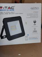 Slimme RGBW LED Floodlight - Nieuw in doos, Minder dan 50 watt, Overige typen, Ophalen of Verzenden, Netvoeding