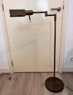 Bronzen Herda vloerlamp gelabeld verstelbaar, Huis en Inrichting, Lampen | Vloerlampen, Ophalen of Verzenden, Zo goed als nieuw