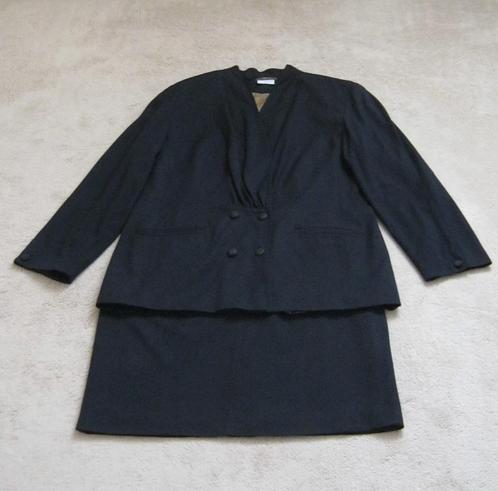 NIEUW donkerblauw mantelpak van Claudia Sträter, maat 44., Kleding | Dames, Jasjes, Kostuums en Pakken, Nieuw, Kostuum of Pak