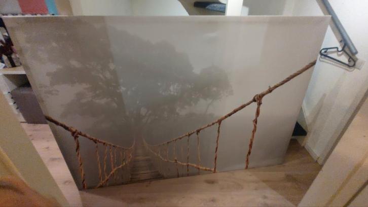 IKEA Schilderij - Hangbrug, Huis en Inrichting, Woonaccessoires | Schilderijen, Tekeningen en Foto's, Zo goed als nieuw, Schilderij