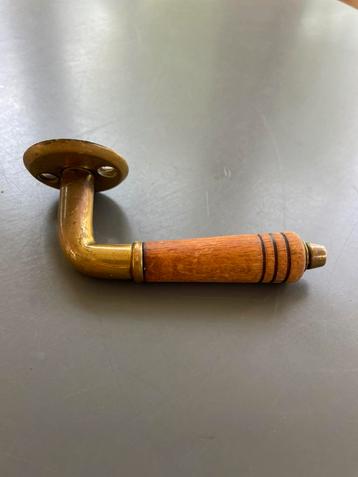 Deurkruk messing antiek. beschikbaar voor biedingen