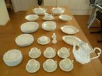 Royal Albert "Caroline" 48-delig servies, Antiek en Kunst, Antiek | Servies compleet, Ophalen