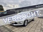Ford Focus Wagon 1.0 EcoBoost Titanium, Nieuwe D-Riem, Trekh, Auto's, Euro 5, Gebruikt, Zwart, Navigatiesysteem