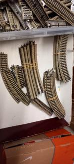 Te koop 40 €  100 stuks marklin m rails  ho Wisselstroom, Hobby en Vrije tijd, Wisselstroom, Rails, Ophalen of Verzenden, Zo goed als nieuw