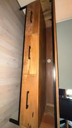 Tv kast

Hoogte: 51cm
Lengte: 54,5cm
Breedte: 148cm, Huis en Inrichting, Kasten | Computermeubels, Ophalen, Gebruikt