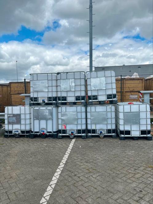 8x IBC 1000 liter, Tuin en Terras, Regentonnen, Zo goed als nieuw, Kunststof, 150 liter of meer, Met kraantje, Ophalen