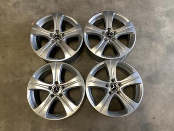 Mercedes E klasse / Vito 17 inch originele velgen beschikbaar voor biedingen