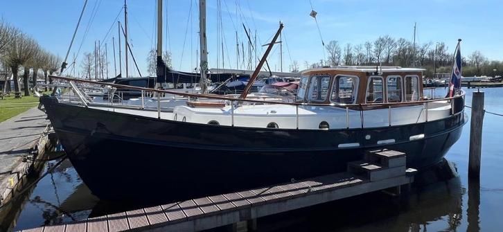 Een unieke kans voor de liefhebber!, Watersport en Boten, Motorboten en Motorjachten, Gebruikt, Staal, 9 tot 12 meter, Diesel