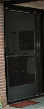 Hordeur met schopplaat kinderen, huisdieren, Doe-het-zelf en Verbouw, Deuren en Horren, Gebruikt, 80 tot 100 cm, Hordeur, Ophalen of Verzenden