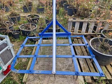 cultivator, eg, egge beschikbaar voor biedingen