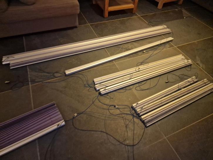 14 x kvadrat shade verosol plissé komt uit villa licht paars, Huis en Inrichting, Stoffering | Gordijnen en Lamellen, Zo goed als nieuw