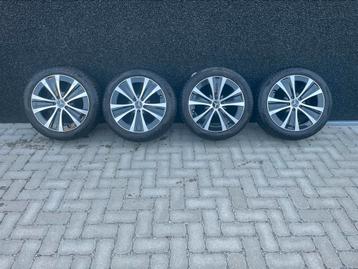 18” Origineel wielset Mercedes Vito en E-klasse W213/W447  beschikbaar voor biedingen