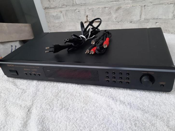 Denon Tuner type TU-255, Audio, Tv en Foto, Tuners, Zo goed als nieuw, Analoog, Ophalen of Verzenden