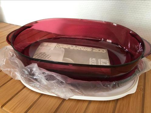 Tupperware MicroPlus ovaal 1.5L  |  NIEUW, Huis en Inrichting, Keuken | Tupperware, Nieuw, Schaal, Rood, Ophalen of Verzenden