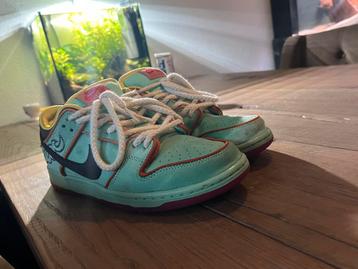Nike sb dunk low rodeo tourmaline maat 42 doos en accesoires beschikbaar voor biedingen