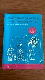 Identiteitsontwikkeling en leerlingbegeleiding, Jos van der Wal; Jacob de Wilde, Ophalen of Verzenden, Ontwikkelingspsychologie