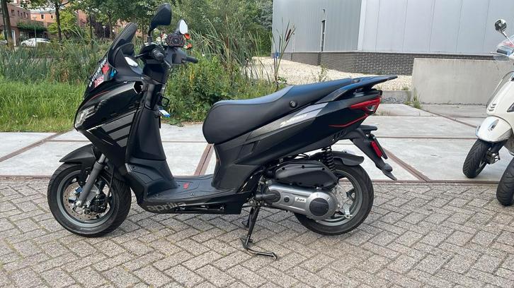 Alle onderdelen aprilia sxr 50 sloop scooter , motor defect, Fietsen en Brommers, Brommeronderdelen | Scooters, Gebruikt, Overige merken