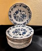 12  Porseleinen Danuble gebaksbordjes., Antiek en Kunst, Ophalen of Verzenden