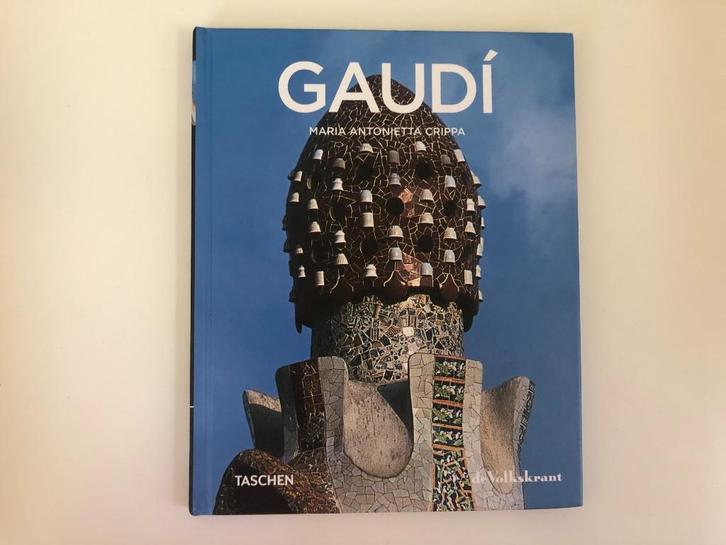 B459 Gaudi Maria Antoniettta Crippa Taschen Volkskrant, Boeken, Kunst en Cultuur | Architectuur, Zo goed als nieuw, Architecten