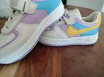 Nieuwe nike sneakers, Kinderen en Baby's, Kinderkleding | Schoenen en Sokken, Meisje, Schoenen, Nieuw, Ophalen of Verzenden