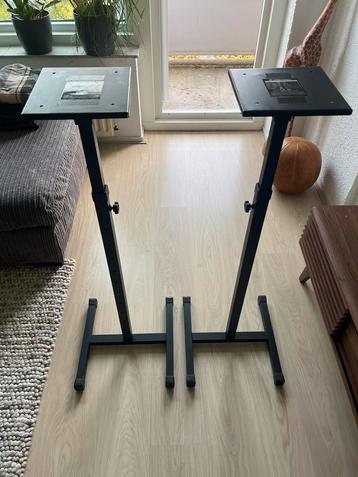 Omnitronic MO-1 monitorstatief, set van twee. beschikbaar voor biedingen