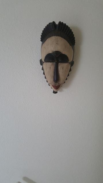 3 x originele maskers zgan beschikbaar voor biedingen