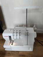 Janome Cover Pro 2000CPX - Nieuw met Bonus Pack, Hobby en Vrije tijd, Naaimachines en Toebehoren, Ophalen, Nieuw, Naaimachine