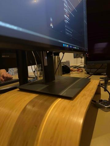 Dell UltraSharp U2720Q - 27" 4K Monitor  beschikbaar voor biedingen