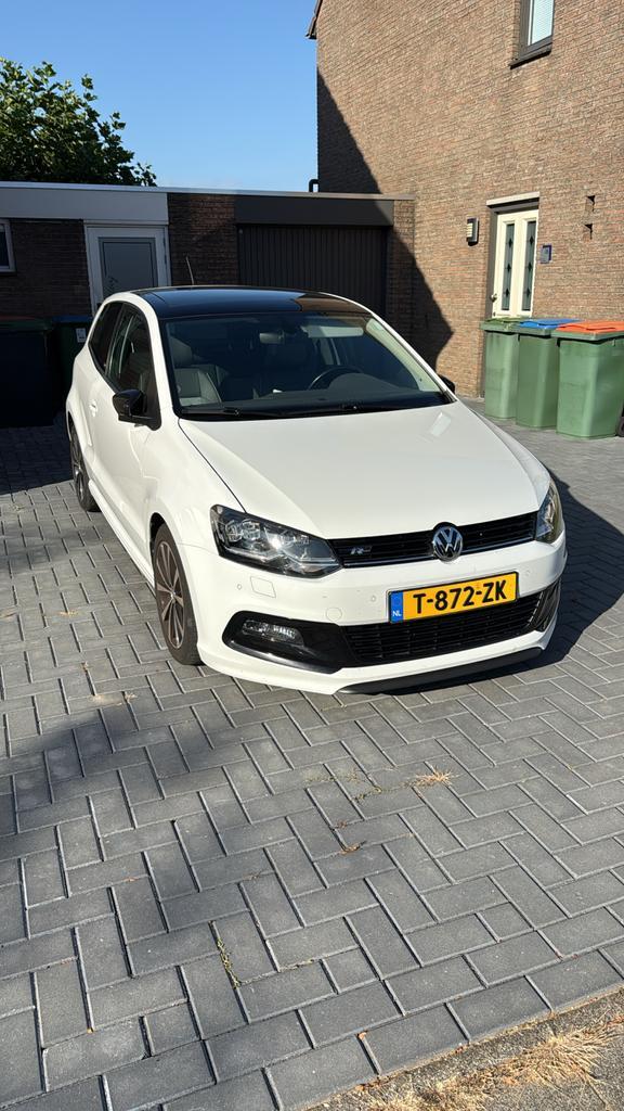 Volkswagen Polo 1.2 TSI 66KW 2017 Wit, Auto's, Volkswagen, Particulier, Polo, Benzine, Hatchback, Handgeschakeld, Geïmporteerd