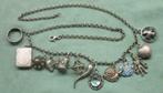 Zilveren bedelketting 2 medaillons, spook, slak etc., Ophalen of Verzenden, Zilver, Ketting