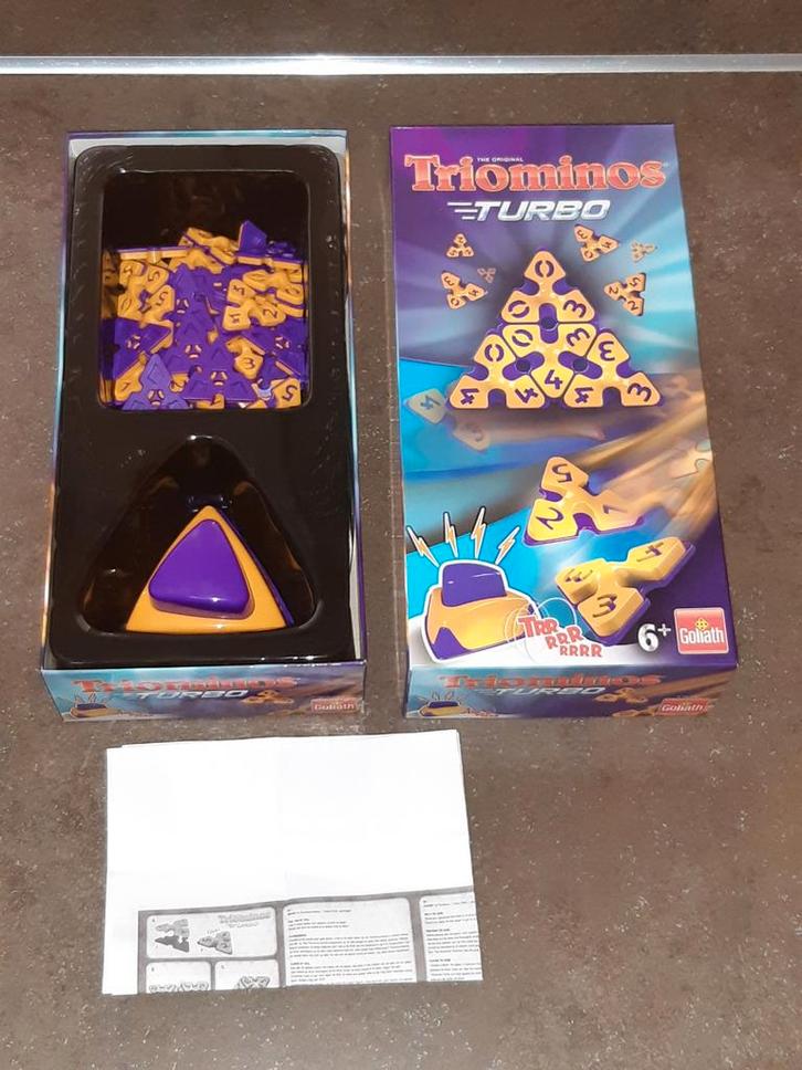 Triominos turbo nieuwstaat, Hobby en Vrije tijd, Gezelschapsspellen | Overige, Zo goed als nieuw, Ophalen of Verzenden