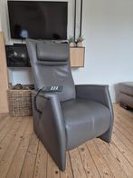 Prominent sta op stoel lederen electrische relax fauteuil, Huis en Inrichting, Fauteuils, Leer, Ophalen of Verzenden, Zo goed als nieuw
