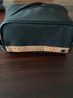 Emirates Bulgari amenity bag. Business class 2 stuks, Ophalen of Verzenden, Nieuw, Overige typen