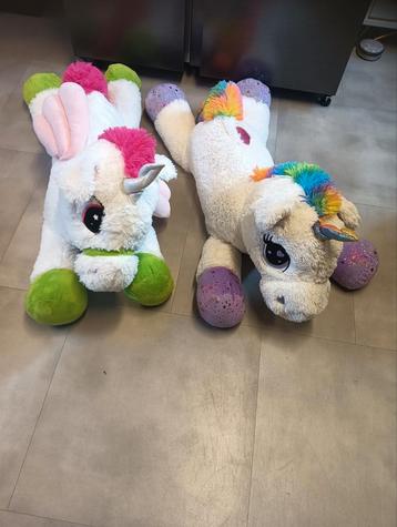2 Grote Knuffel Eenhoorns - Nette Staat beschikbaar voor biedingen