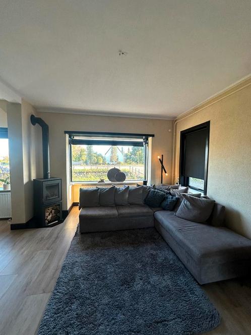 Gezellige Beige Bank met Gratis Extra’s!, Antiek en Kunst, Antiek | Meubels | Stoelen en Banken, Ophalen of Verzenden