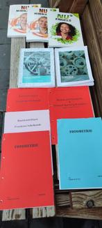 Lesboeken MBO Laboratorium techniek niveau 3 en 4 gratis, Boeken, Ophalen of Verzenden, Gelezen, Overige niveaus, Overige vakken