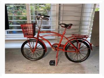 Tuin Terras Decoratie Leuke mooie rode fiets huis tuin mand beschikbaar voor biedingen