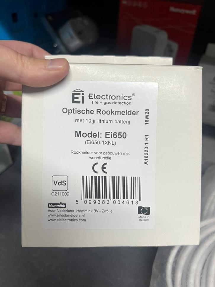 2 stuks Ei650 rookmelders, Huis en Inrichting, Keuken | Keukenelementen, Zo goed als nieuw, Ophalen of Verzenden