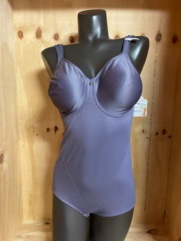 Felina body maat 95c model pure balance beschikbaar voor biedingen