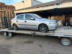 Opel Astra 1.6 8V 5D 2001 Grijs met schade, Voorwielaandrijving, 1063 kg, Zwart, 4 cilinders