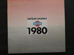 folder Datsun gamma 1980 – Nederlands, Boeken, Auto's | Folders en Tijdschriften, Zo goed als nieuw, Nissan, Datsun, Ophalen of Verzenden