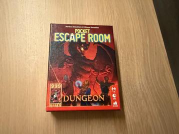 Pocket Escape Room Dungeon 999 Games - Nette staat beschikbaar voor biedingen