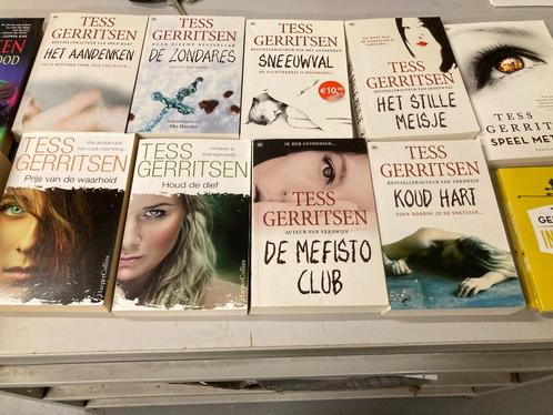 T.K. nog ca. 12 boeken van Tess Gerritsen zie actuele lijst, Boeken, Thrillers, Gelezen, Nederland, Ophalen of Verzenden