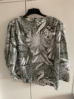 Leuk, ruimvallend shirt. Maat 42, Ophalen of Verzenden, Zo goed als nieuw, Maat 42/44 (L), Zwart