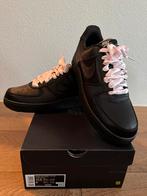 nieuw in doos: Nike Air Force WMNS 1 ‘07 LV8 zwart, Zwart, Nike, Nieuw, Ophalen of Verzenden