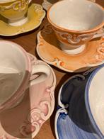 Set van 6 gekleurde koffie/theekopjes met schotels, Ophalen of Verzenden